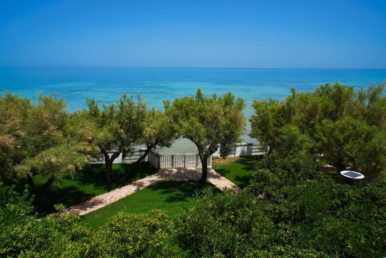 Aurelia Sea View Bed & Breakfast Torre Canne Ngoại thất bức ảnh