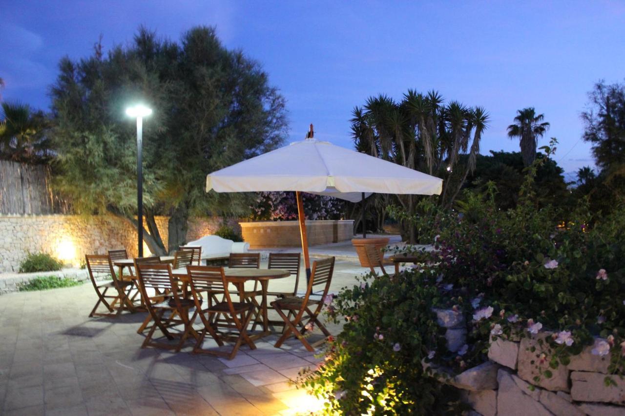 Aurelia Sea View Bed & Breakfast Torre Canne Ngoại thất bức ảnh